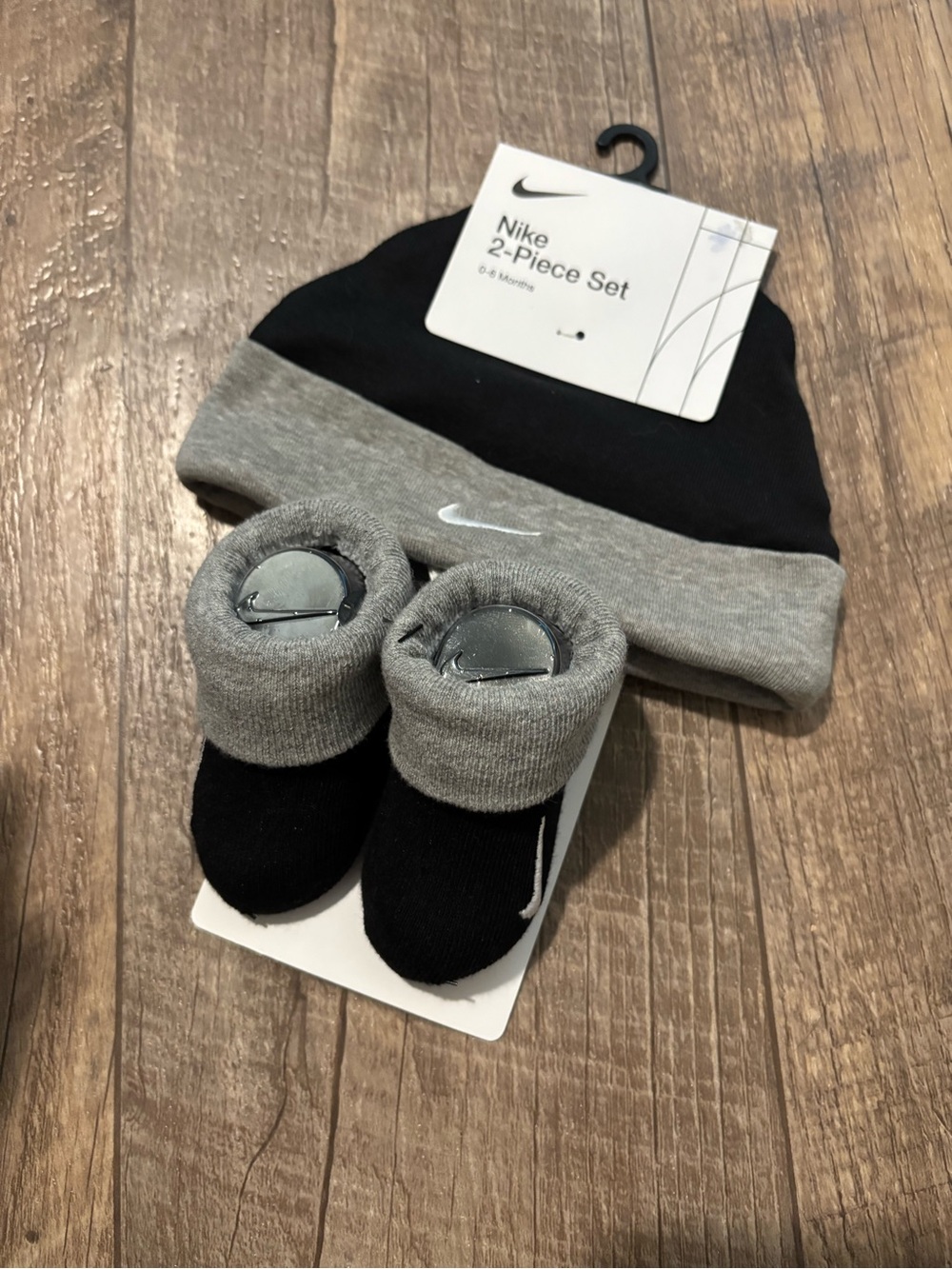 Nike Black & Gray Infant Hat and Bootie Set